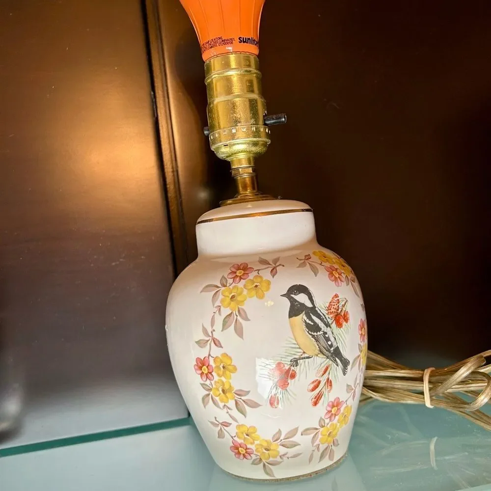 Vintage Bird Lamp Porcelain Painted Bedside Table Jar Floral Asian Design 9” - Picture 3 of 13